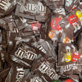 M&M’s Milk Chocolate Candy Fun Size Packs, Crunchy Shell & Creamy Center, Bulk Sharing Pack
