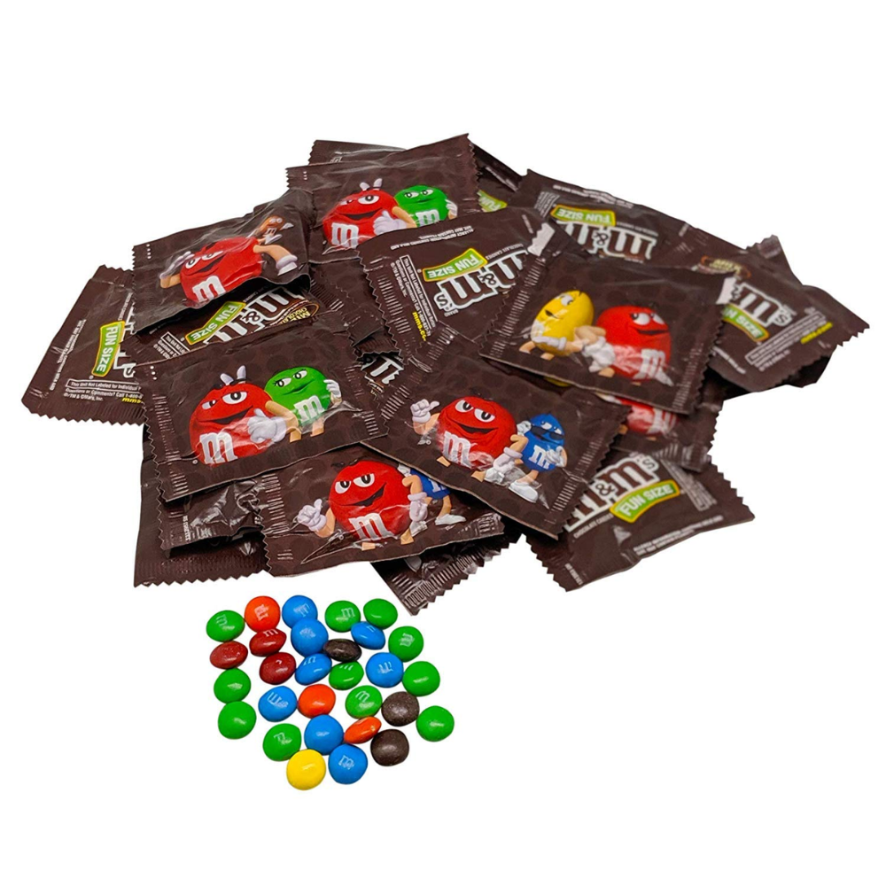 M&M’s Milk Chocolate Candy Fun Size Packs, Crunchy Shell & Creamy Center, Bulk Sharing Pack